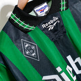 Borussia Monchengladbach 1995-96 Away Kit (M)