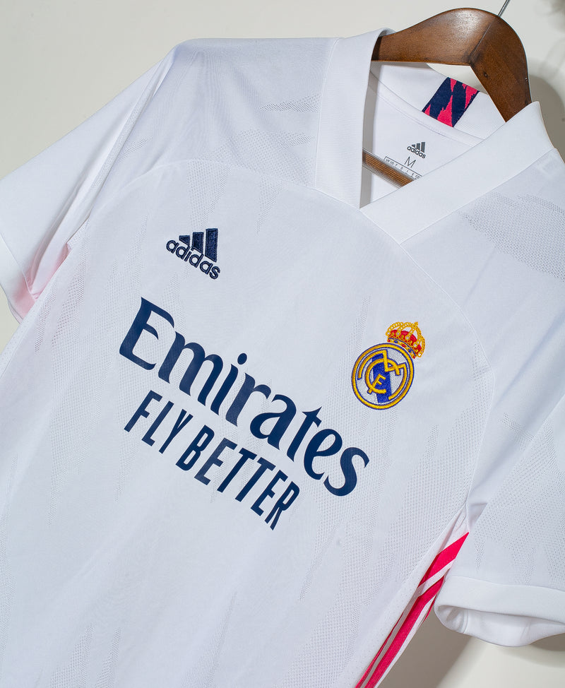 Real Madrid 2020-21 Home Kit (M)
