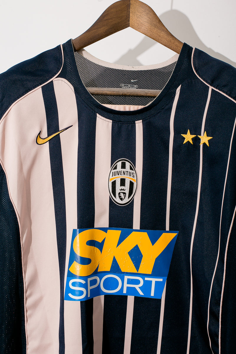 Juventus 2004-05 Third Kit (XL)