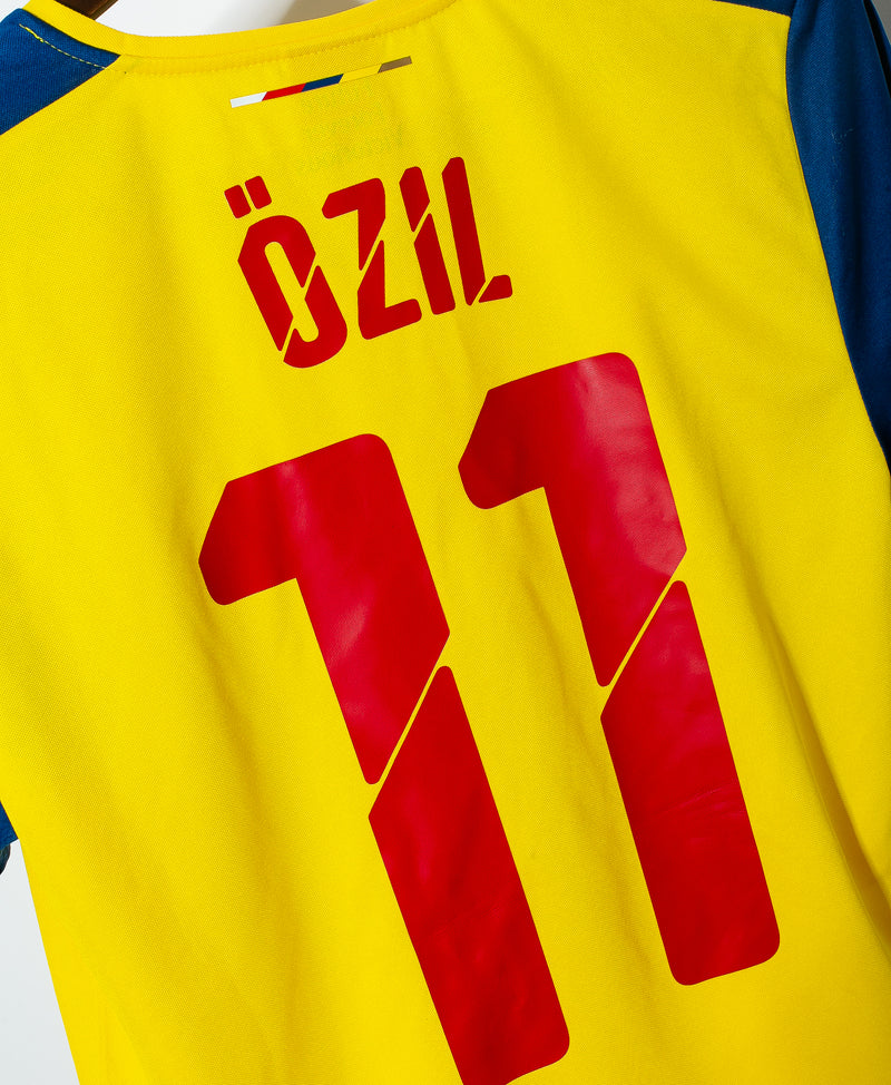 Arsenal 2014-15 Ozil Away Kit (S)