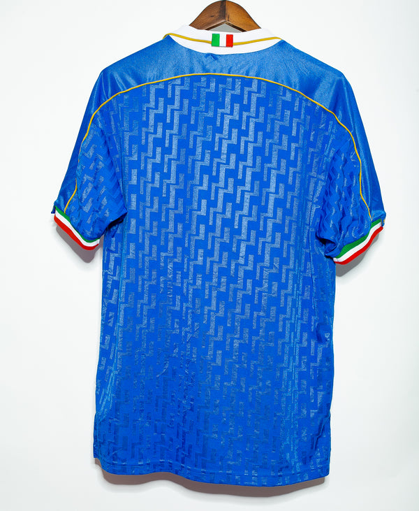 1995 Italy Home (L)