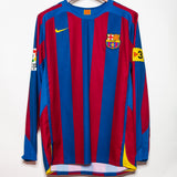 Barcelona 2005-06 Ronaldinho Long Sleeve Home Kit (M)