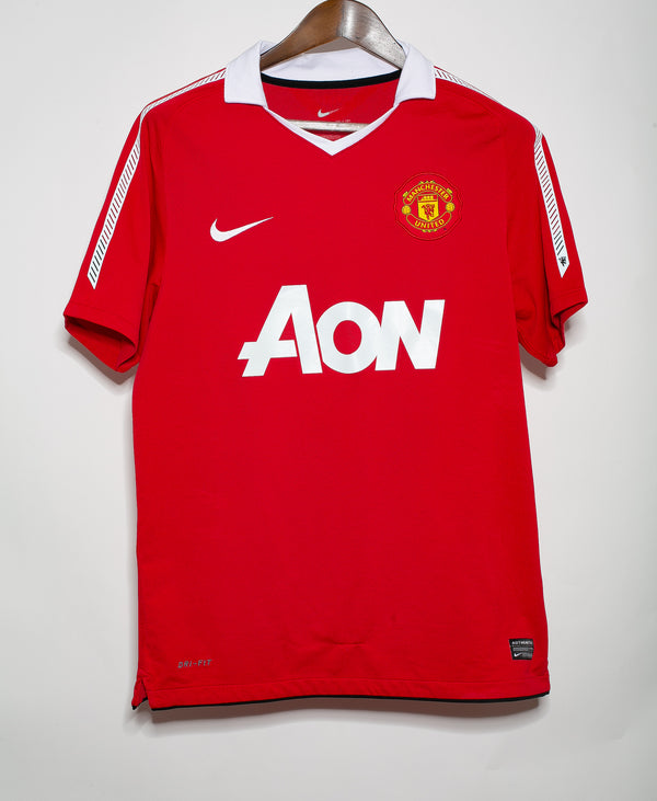 Manchester United 2010-11 Valencia Home Kit (M)