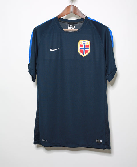 2012 Norway Training Kit ( XL )