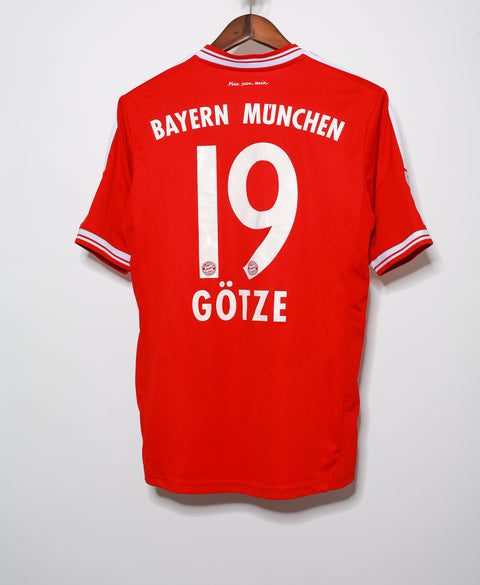 2013 Bayern Munich Home #19 Gotze ( M )