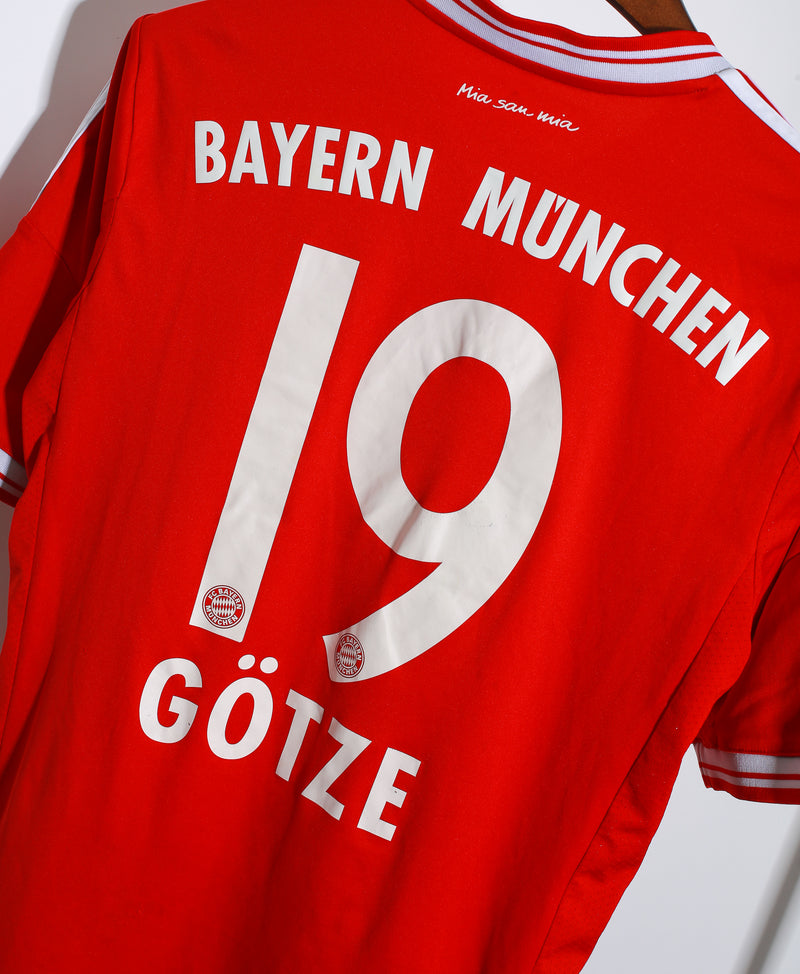 2013 Bayern Munich Home #19 Gotze ( M )