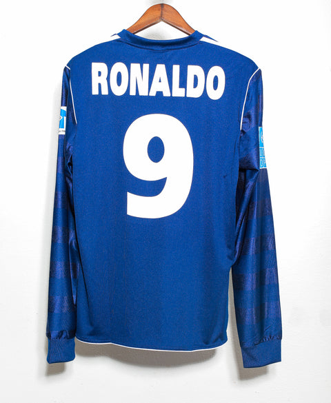 2011 Match Against Poverty Long Sleeve #9 Ronaldo BNWT ( L )