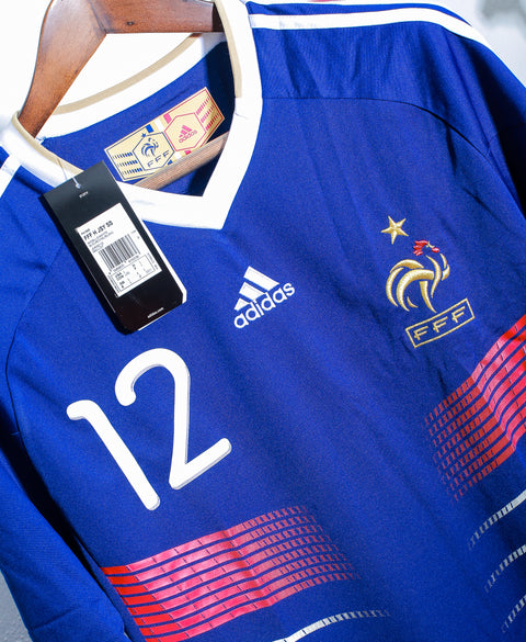 2010 France Home #12 Henry BNWT ( L )