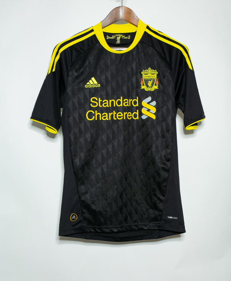 Liverpool 2010-11 Gerrard Third Kit ( S )