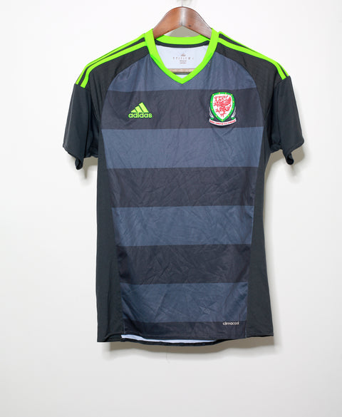 Wales Euro 2016 Away Kit (S)