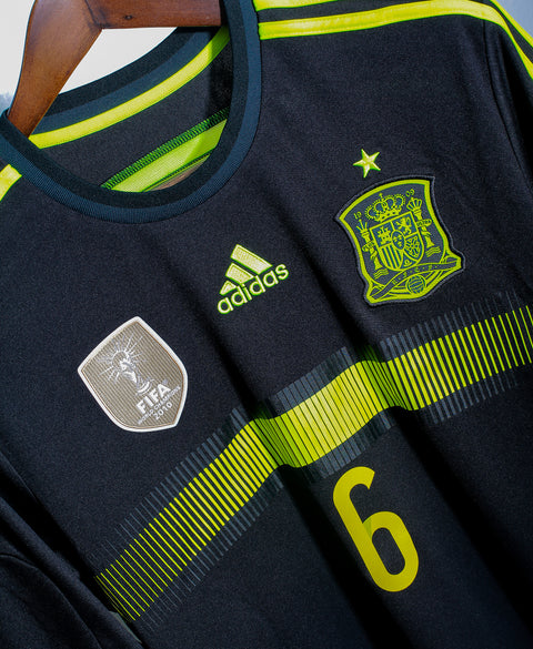 2014 Spain Away #6 Iniesta ( L )