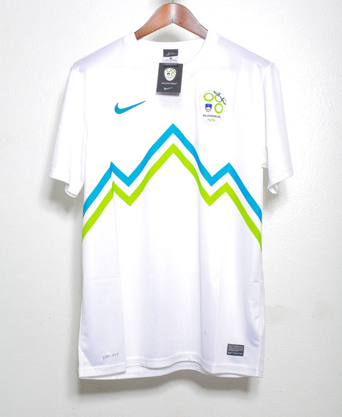 2012 Slovenia Home BNWT ( L )