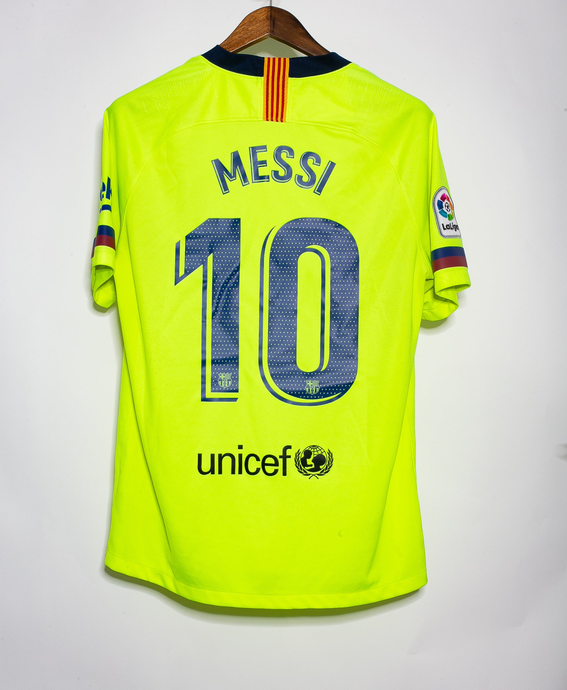 Argentina 2014-15 Away Shirt Messi #10 (Very Good) M – Classic Football Kit