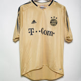 Bayern Munich 2004-05 Ballack Away Kit (L)