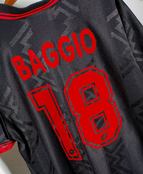 1996 - 1997 AC Milan Third #18 Baggio  ( XL )