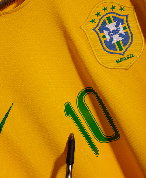 Brazil 2006 Ronaldinho Home Kit (L)