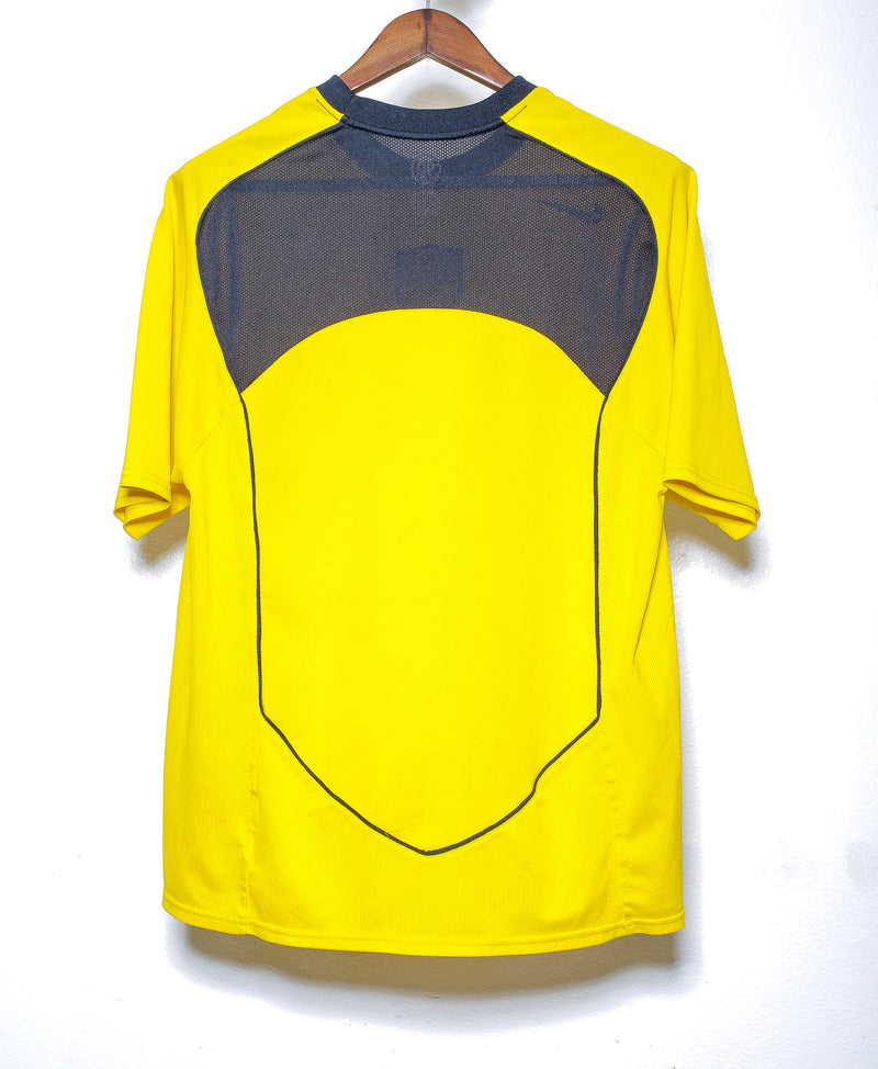 2004 AEK Home ( L )