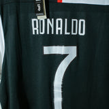 Juventus 2019-20 Ronaldo Home Kit BNWT (XL)