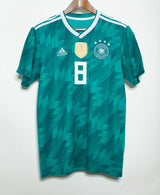 Germany 2018 Kroos Away Kit (L)