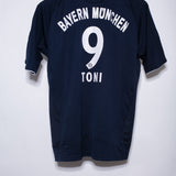 Bayern Munich 2008-09 Toni Away Kit (YXL)