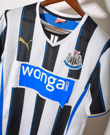 Newcastle United 2013-14 Home Kit (M)