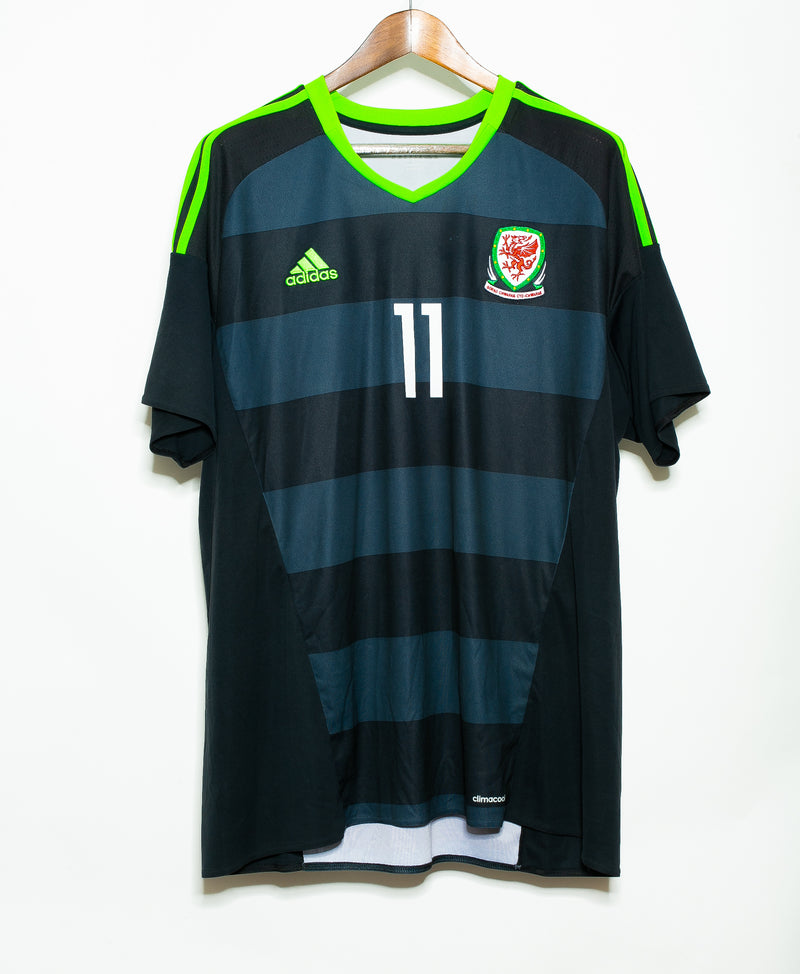Wales 2016 Bale Away Kit (2XL)