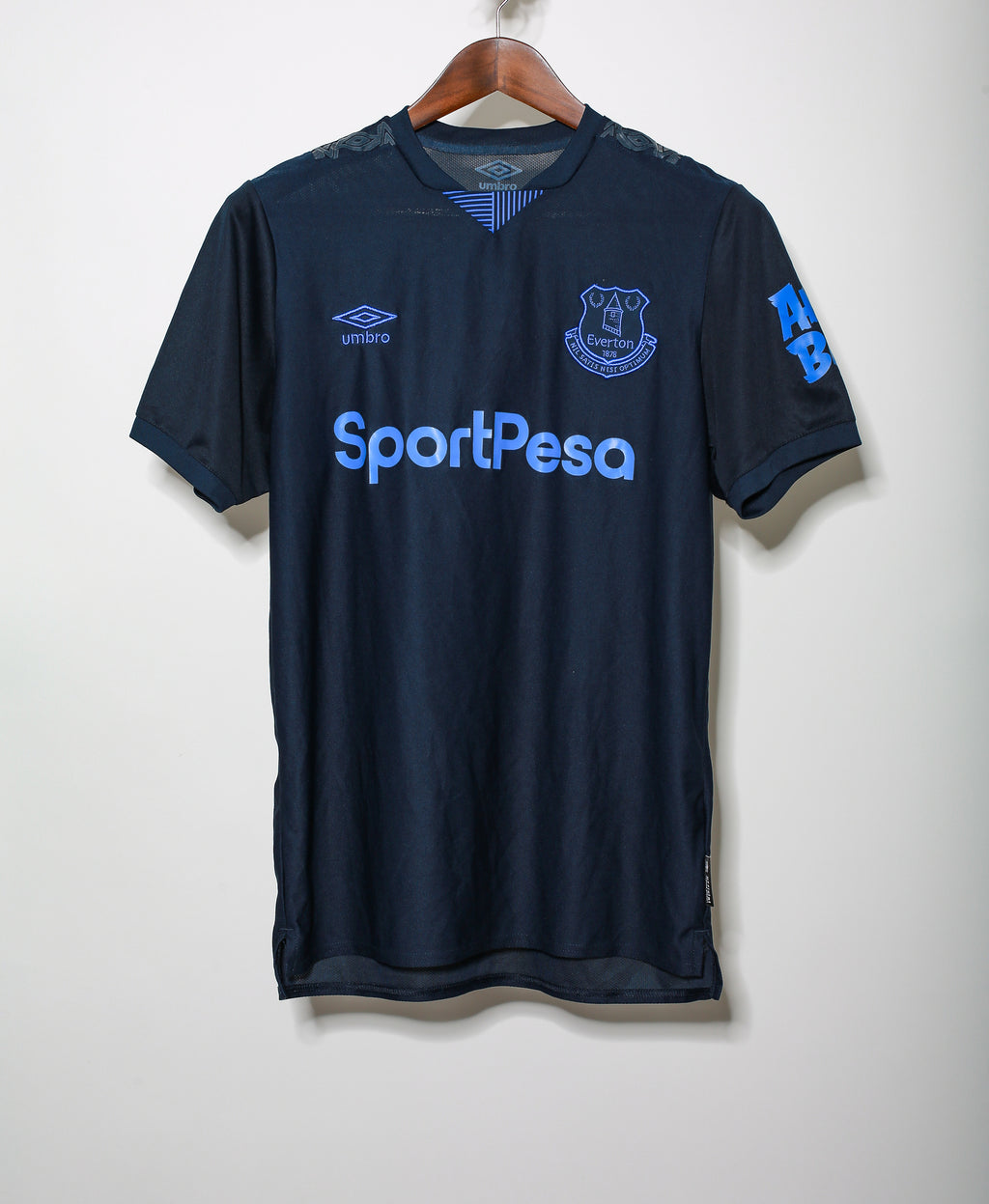 Everton third hot sale kit 2019