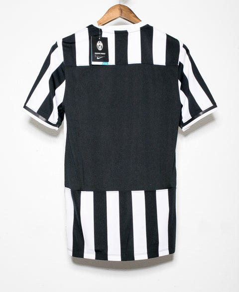 2013 Juventus Home w/tags ( S )