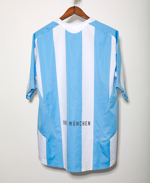 1860 Munich 2004-06 Home Kit (L)