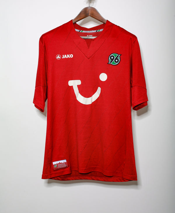 Hannover 96 2011-12 Home Kit (L)