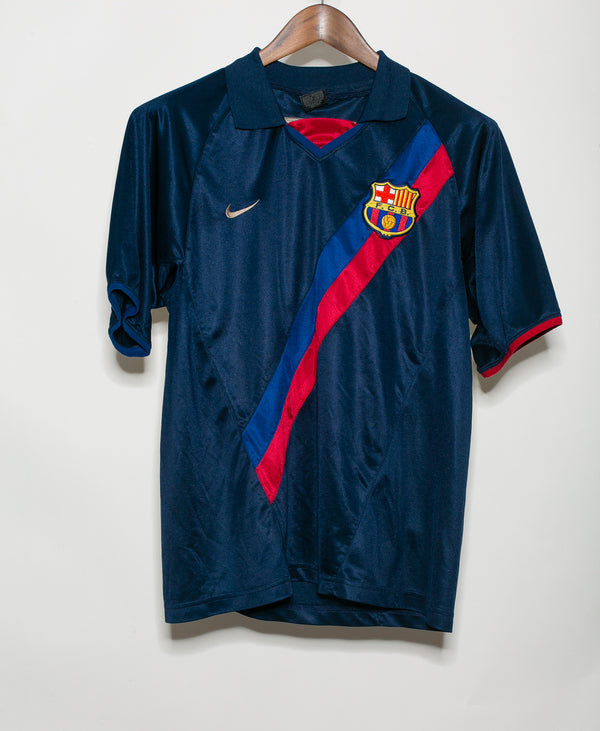 Barcelona 2003-04 Ronaldinho Away Kit (M)