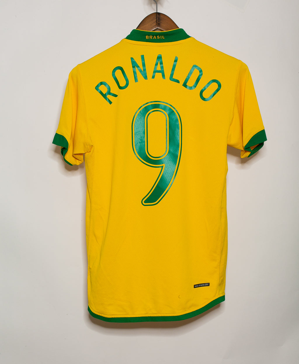 Brazil 2006 Ronaldo Home Kit (S) – Saturdays Football