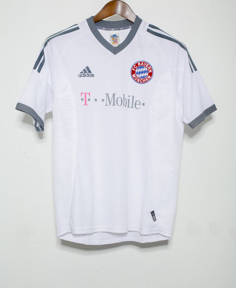 2002 Bayern Munich Away #9 Elber ( M )