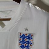England 2014 Gerrard Home Kit (L)