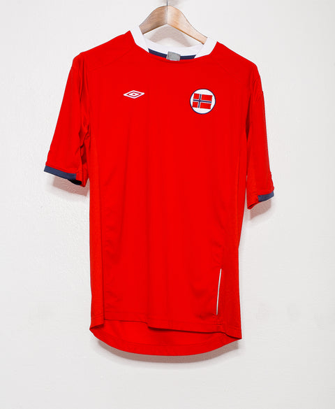 2004 Norway Home ( L )