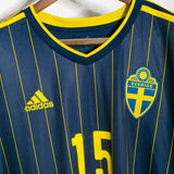 Sweden 2020-21 Isak Away Kit (L)