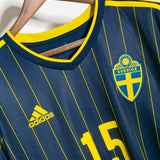 Sweden 2020-21 Isak Away Kit (L)