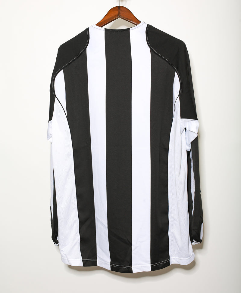 2004 - 2005 Juventus Home Long Sleeve BNWT ( XL )