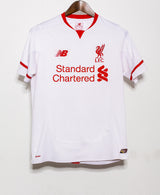 Liverpool 2015-16 Away Kit (S)