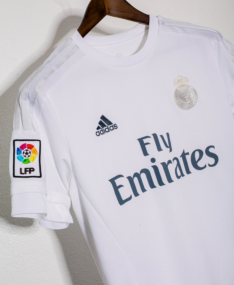Real Madrid 2015-16 Home Kit (M)