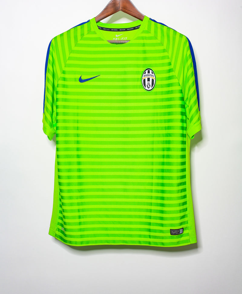 Juventus Training Kit