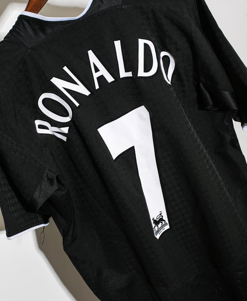 2004 Manchester United Away #7 Ronaldo ( L )