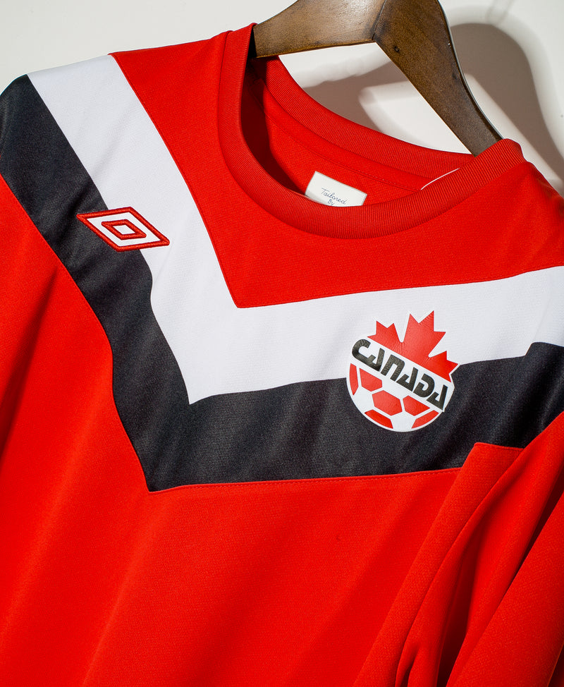 Canada 2011 Long Sleeve Home Kit (XL)