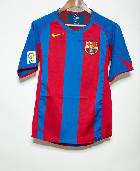 Barcelona 2004-05 Ronaldinho Home Kit (S)