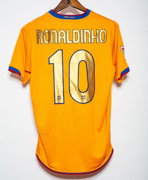 Barcelona 2006-07 Ronaldinho Away Kit (S)