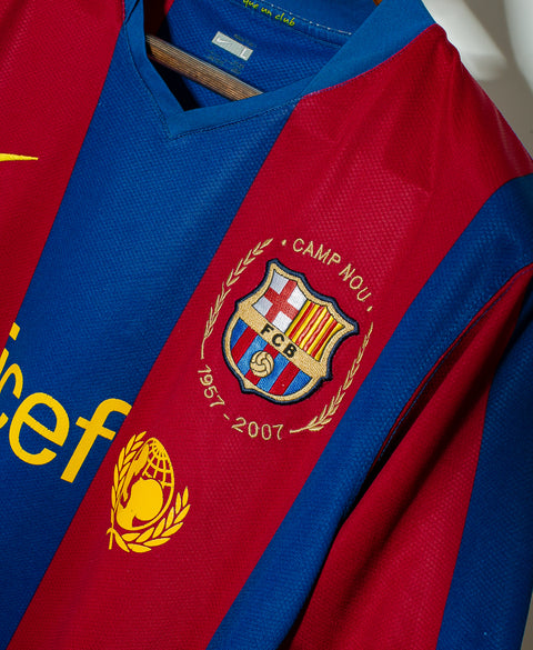 Barcelona 2007-08 Ronaldinho Home Kit (L)