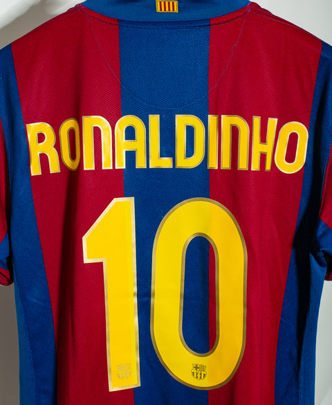 Barcelona 2007-08 Ronaldinho Home Kit (L)