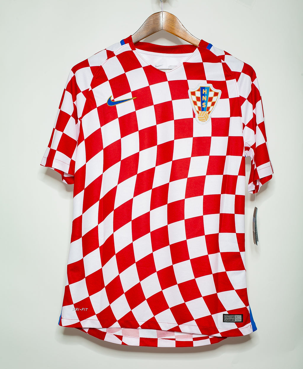 Croatia euro kit shops 2016