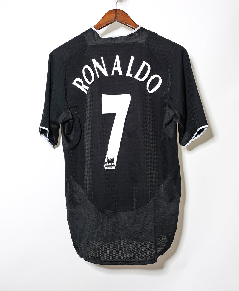 2004 Manchester United Away #7 Ronaldo ( L )