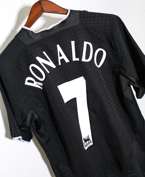 2004 Manchester United Away #7 Ronaldo ( L )